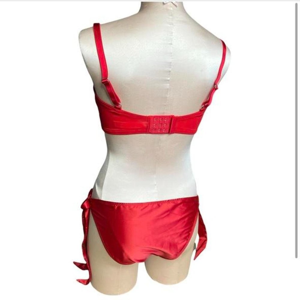 Victoria’s Secret bra top & matching panty set! - Picture 2 of 4